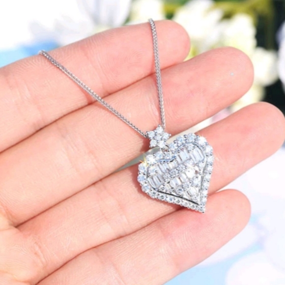 NEW BEAUTIFUL PAVE DIAMOND NECKLACE - Picture 3 of 4